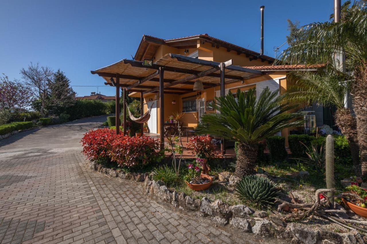 Villa Rene Koskinou  Zewnętrze zdjęcie